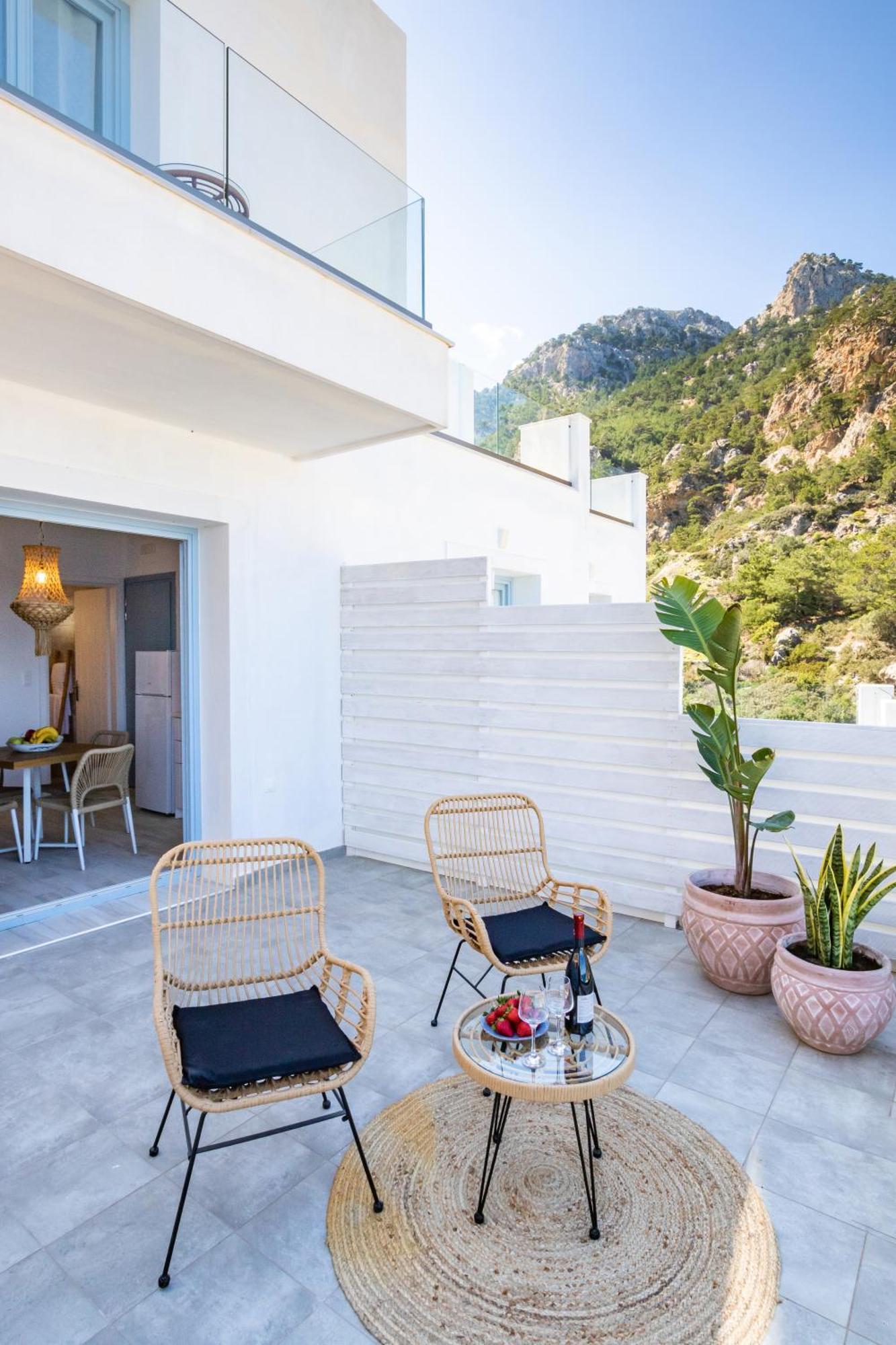 Yploui Suites การ์ปาตอส ภายนอก รูปภาพ