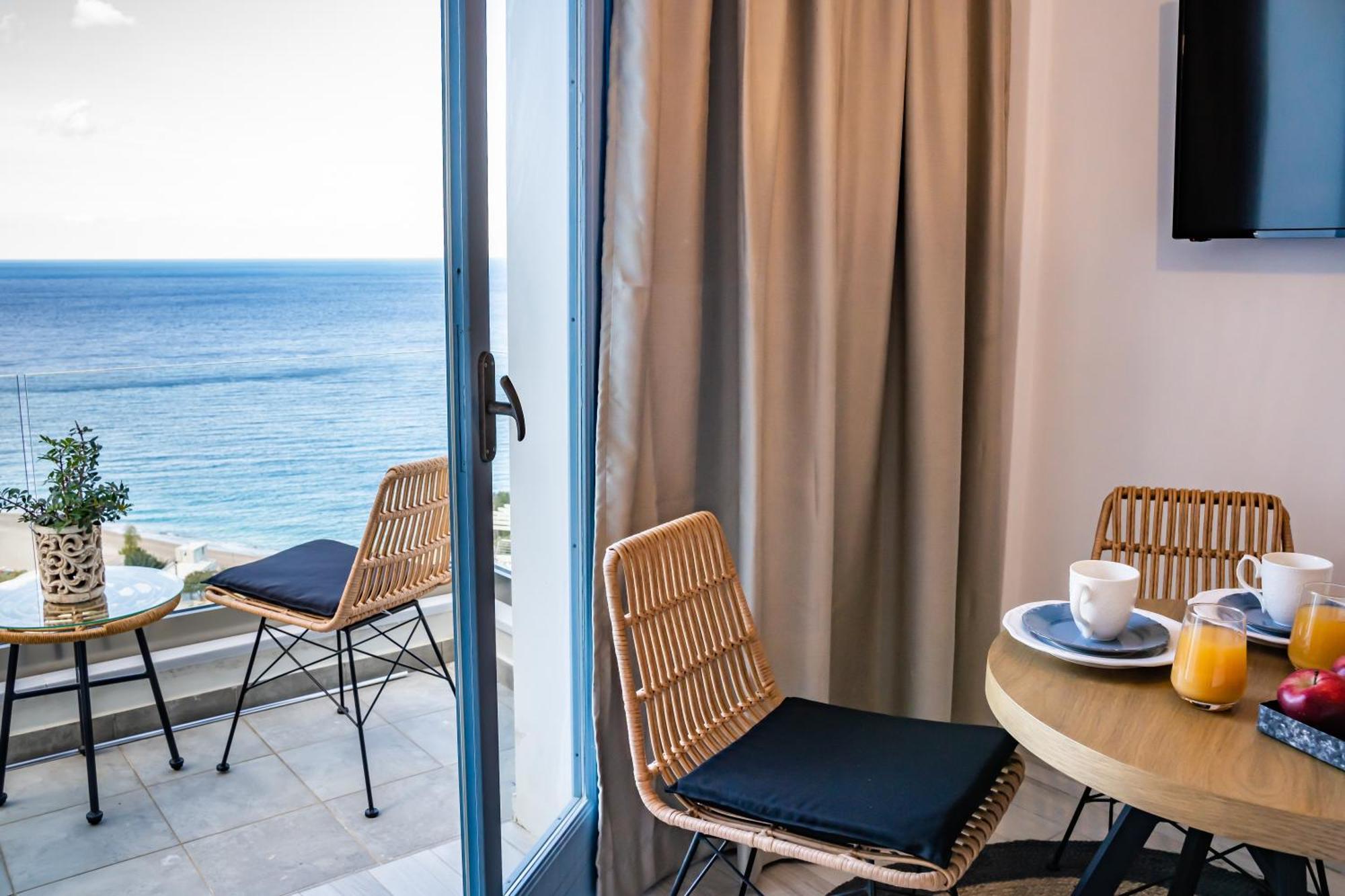 Yploui Suites การ์ปาตอส ภายนอก รูปภาพ
