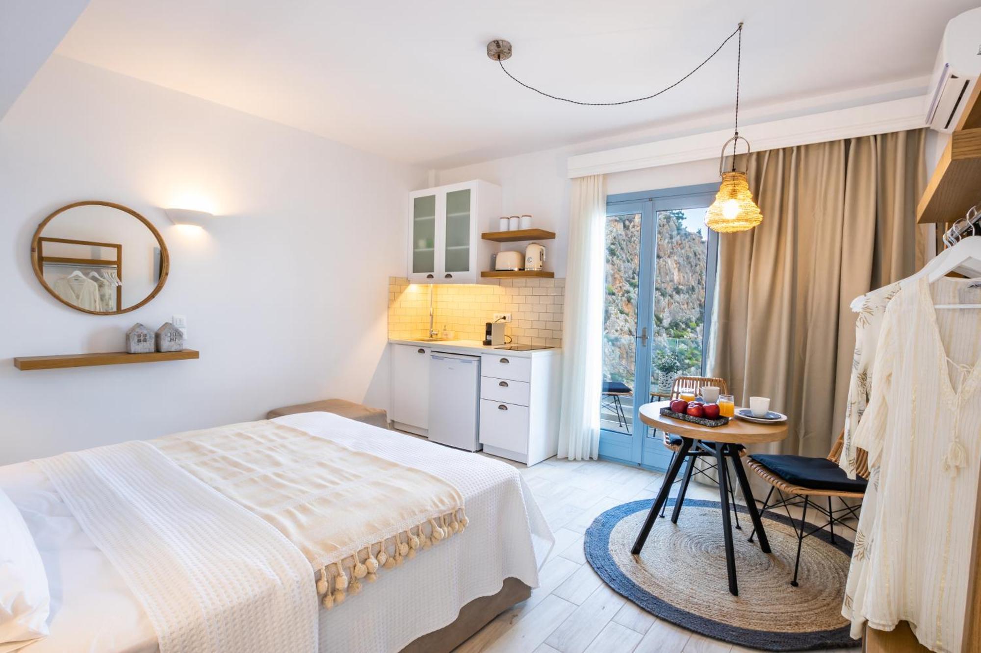 Yploui Suites การ์ปาตอส ภายนอก รูปภาพ