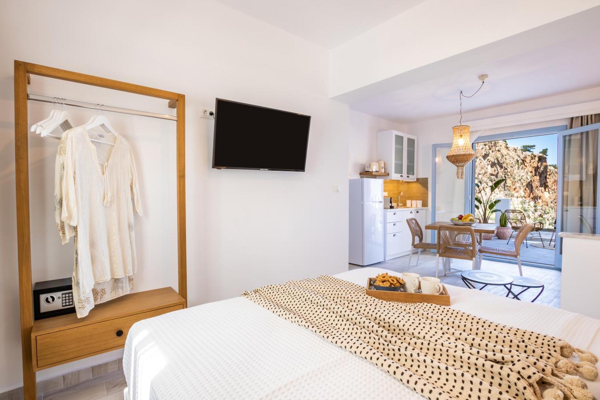 Yploui Suites การ์ปาตอส ภายนอก รูปภาพ